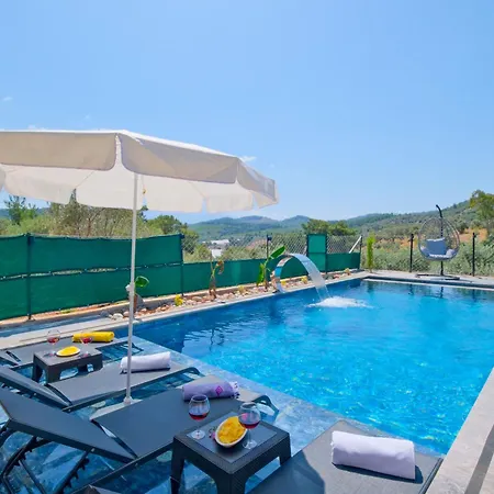 Villaoliveterrace Φετιγιέ